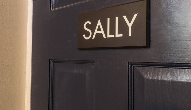 SALLY, pet friendly, country holiday cottage in Whitstable