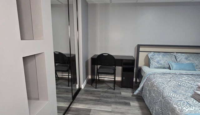 Sally Room 101-Place in Devonshire Park