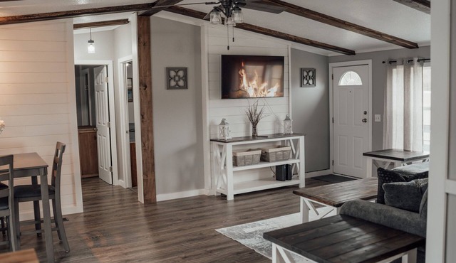 Salmon River Retreat - Perfect for Fisherman, Snowmobilers and Families!