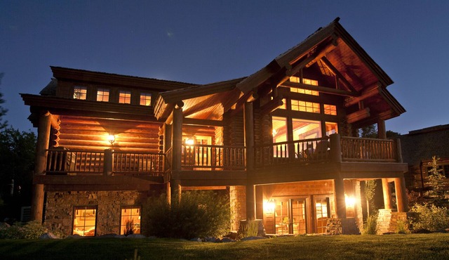 Salmonfly Lodge Remodeled Teton Springs Log Cabin in Victor w/Hot Tub & A/C