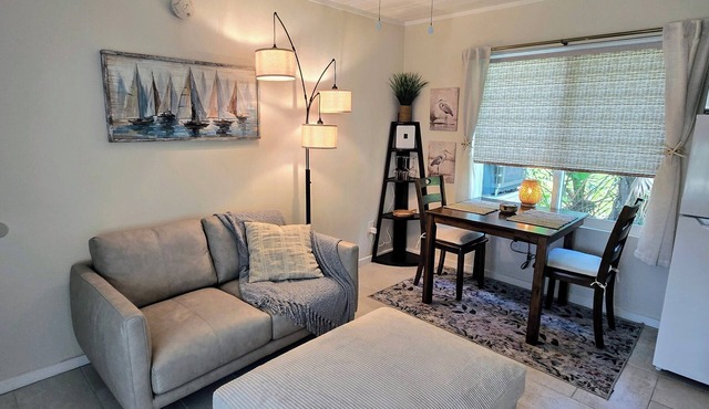 SALT AIR AND SERENDIPITY Unit B