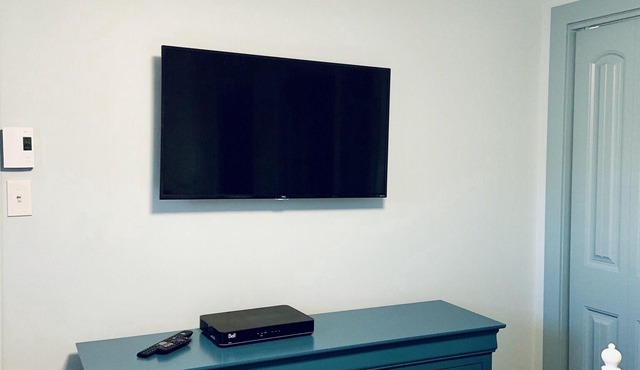 Salt and battery by the sea escape