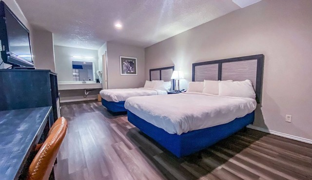 Salt Creek Lodge