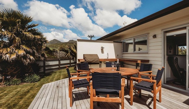 SALT LIFE OAKURA BEACH