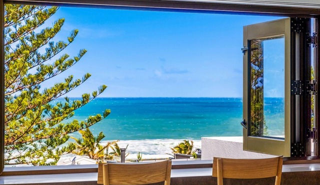 Salt Luxury Location