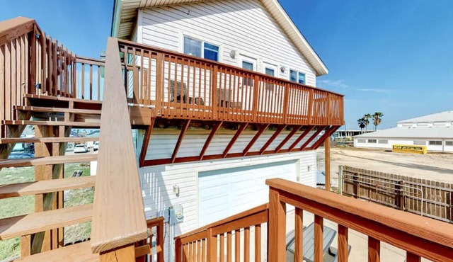 Salt on the Rim North Padre Island Balli Park 2 BDRM Large Yard Pet Friendly