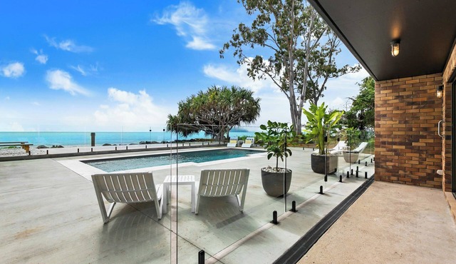 Salt & Stone Villa on the beach - Villa 2 of 4