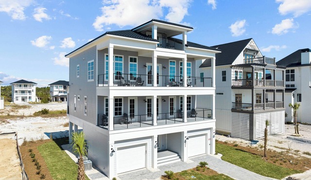 Salt & Sugar: Brand New Build, Private Sugar Sands Community, Pet-Friendly!