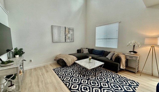 Salt Summit Retreat – Centrally Located