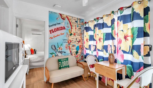 Salt Water Suites - #2 Florida Suite
