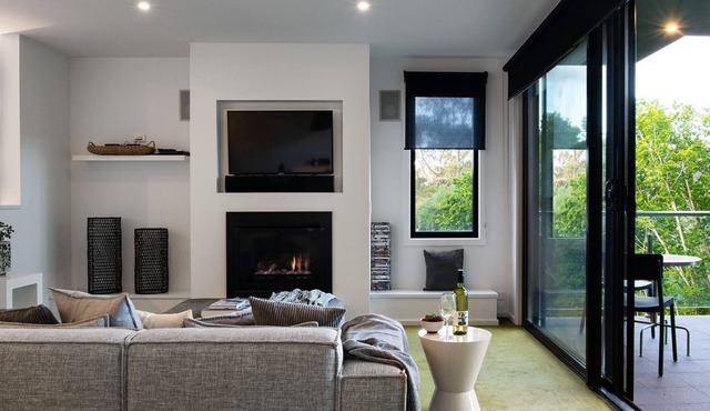 Saltus One- luxury panoramic retreat