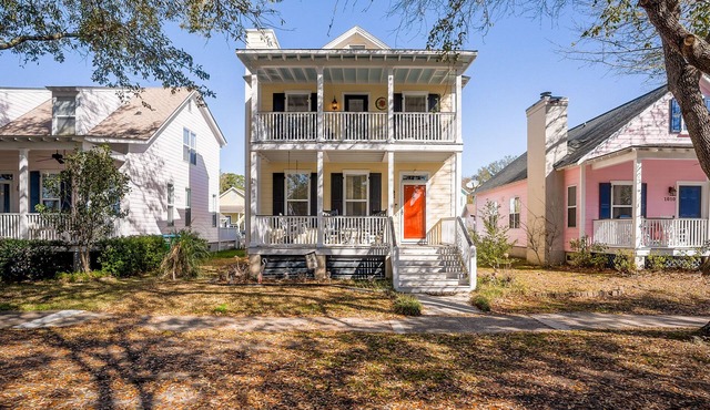 Saltwater Retreat! Close to Parris Island/Sands Beach!