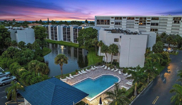 Saltwater Sanctuary Coastal Retreat Steps to Shore