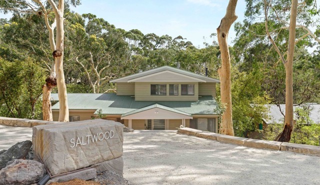 Saltwood at Hyams Beach