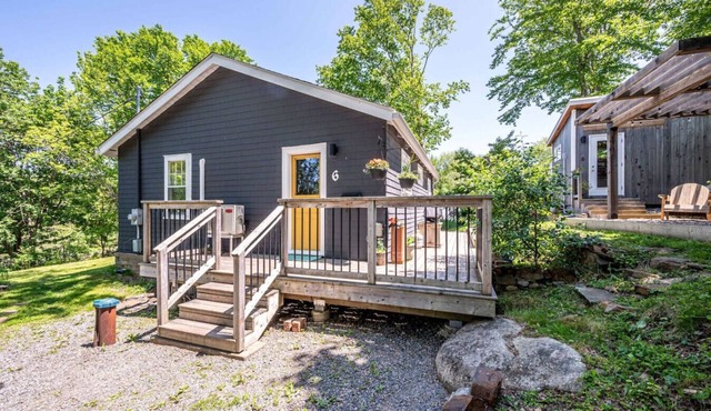 Salty Breeze Cottage