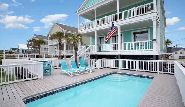 Salty Breeze: Luxury Oceanfront w/Private Pool, Hot Tub & Firepit