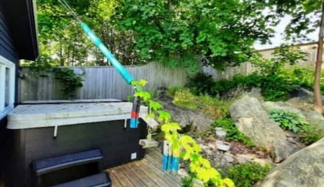 Salty By The Sea & Garden Shed - Upper Island Cove