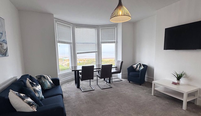 Salty Puffin - A Sea View Retreat