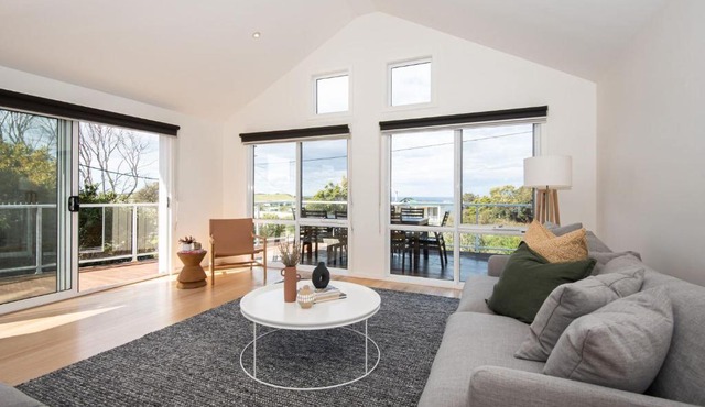 Salty Shores Smiths Beach