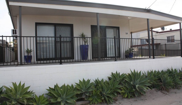 Salty Verandah - Perfect position in the Original Township