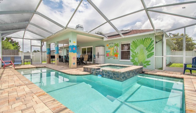 SaltyLux16 Heated Saltwater Pool/Near Clearwater -Madeira Beach/Honeymoon Island