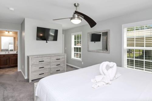 Saluda Shores Sleeps 11