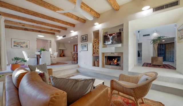Sam Hughes/Completely Remodeled/2 BR 1.5 BA