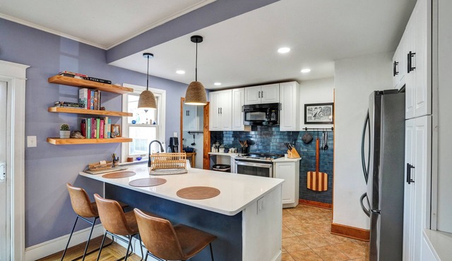 Sam's Place 3-BR townhome in welcoming Phoenixville