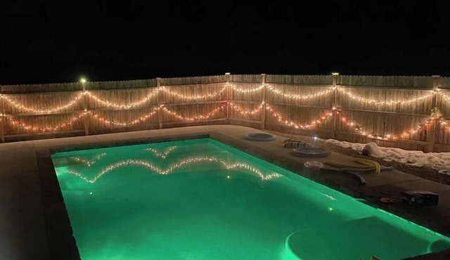 Sam Springs.Private Geothermal Pool near golfing