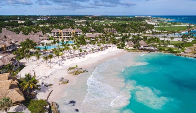 Sambarela Luxury Villa Ultra Luxury Estate in Cap Cana 3 Pools & Squash Court