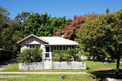 Samford Soul 3 Bedroom Country Cottage