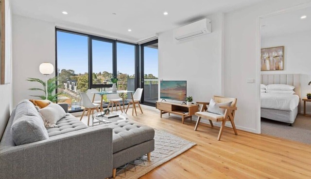 Samma| Modern 2BR Bell Street Bliss