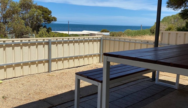 Samuels Shack in Rogue’s Point. With sea views, dog friendly & free Wifi