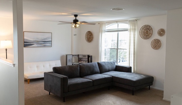 San Antonio cozy get away near Sea World, Lackland, Six Flags