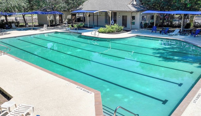 San Antonio Family-Friendly Home | 10 mins to Six Flags, SeaWorld & La Cantera