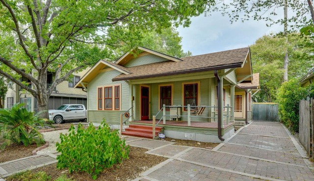San Antonio Gem in Prime Location with Outdoor Space
