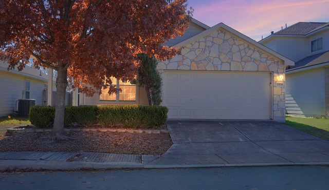 San Antonio Home w/Game Room, Pet-Friendly, Yard!