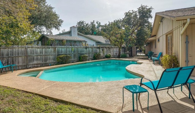 San Antonio Home with Private Pool 5 Mi to Downtown