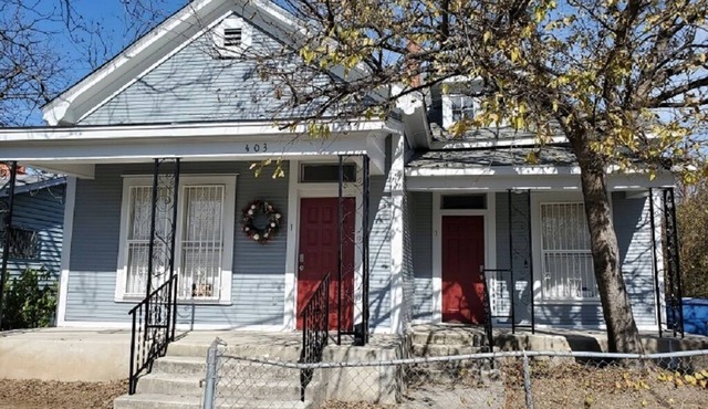 San Antonio Studio Downtown near the Pearl, Riverwalk, & Convention Center