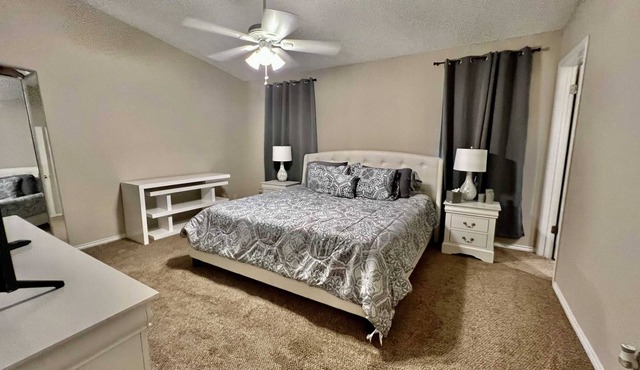 San Antonio TX- 3BR Fully Furnished Corporate Home
