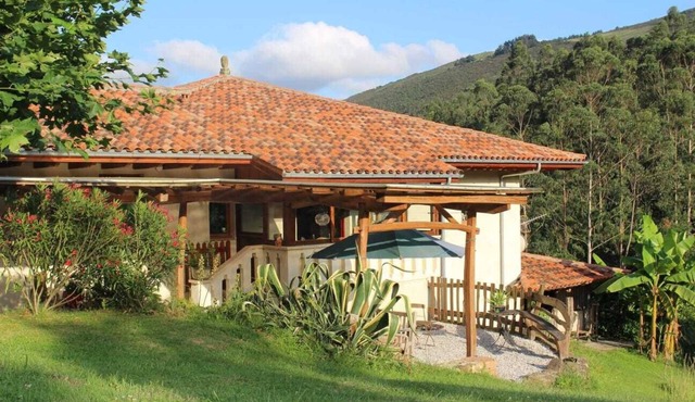 San Cipriano, Lovely Cottage with Nice Views in Beautiful Surroundings.