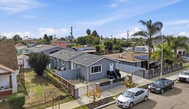 San Diego 3 Bedroom Urban Escape