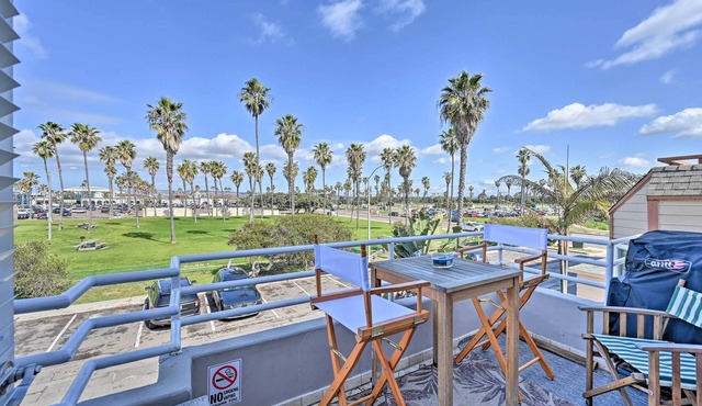 San Diego Condo w/ Grill - Walk to Beach!