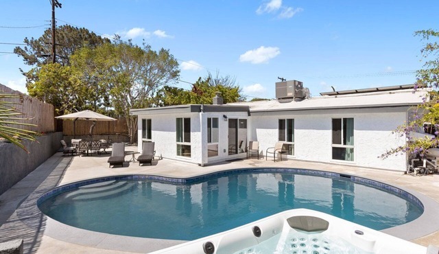 San Diego Home close to all w/Pool and Hot tub!