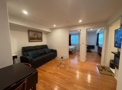 San Francisco 2 Bedroom with Parking near BART