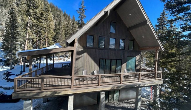 San Juan Backcountry Lodge, Brand New Luxury lodge near Silverton Colorado