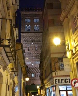san leon