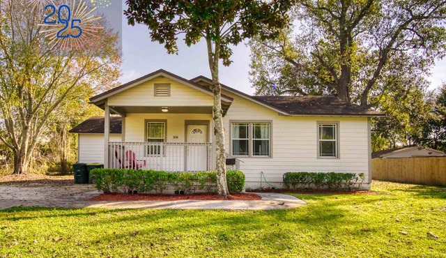 San Marco Retreat~Fam Trip Tranquil Oasis~Home plus studio~Sleeps12~5Br