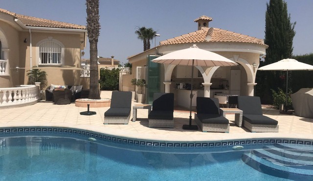 San Miguel De Salinas: Big house