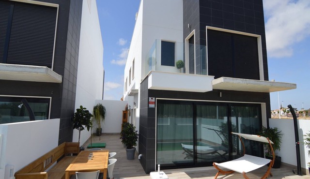 San Pedro Family Getaway